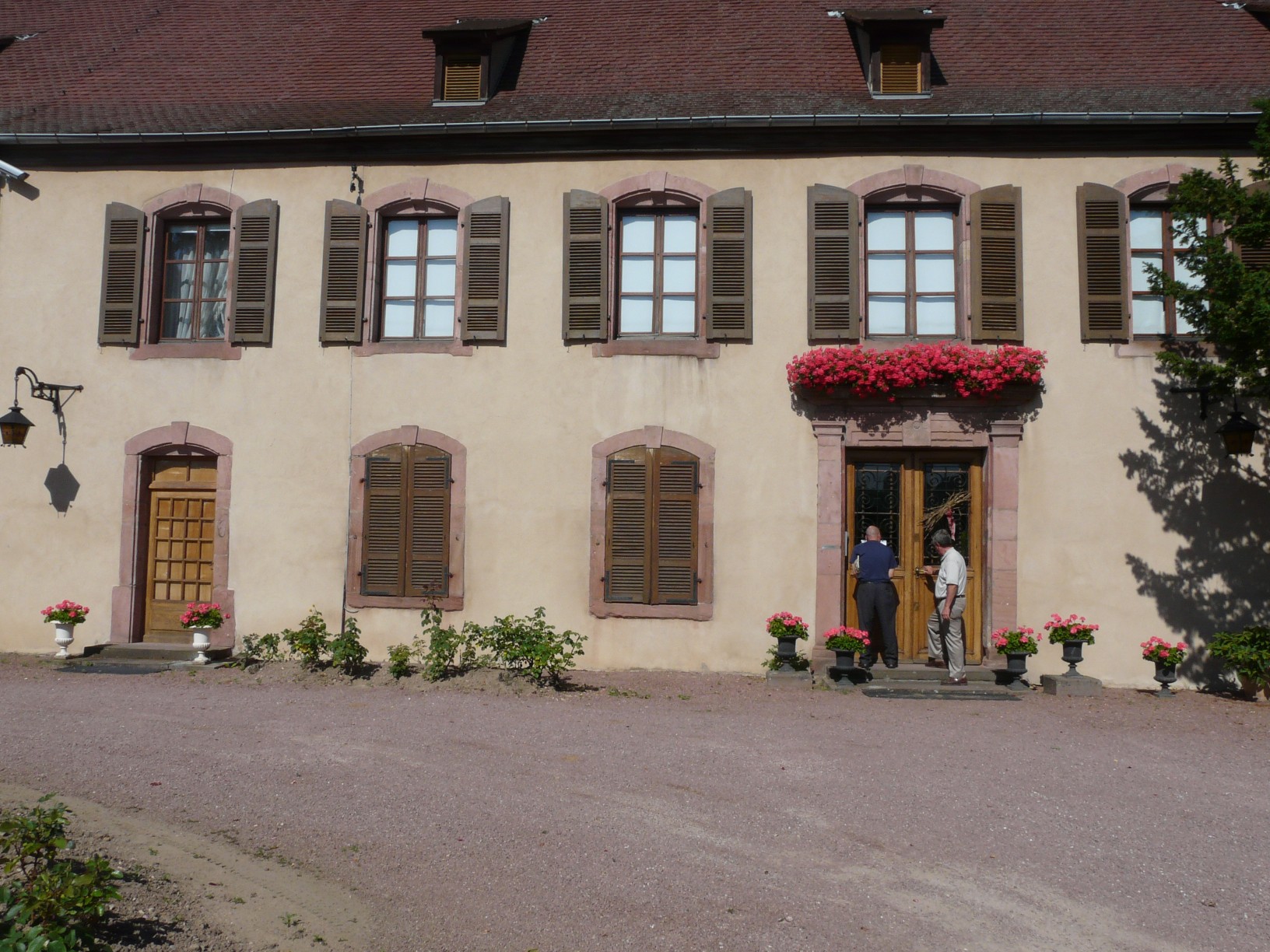 Main_Entrance_Weinbach